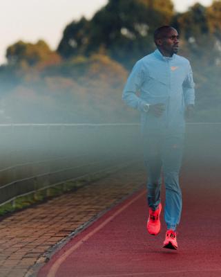 Jacob Kiplimo wearing the Nike Pegasus Plus 2. Photo via Nike.