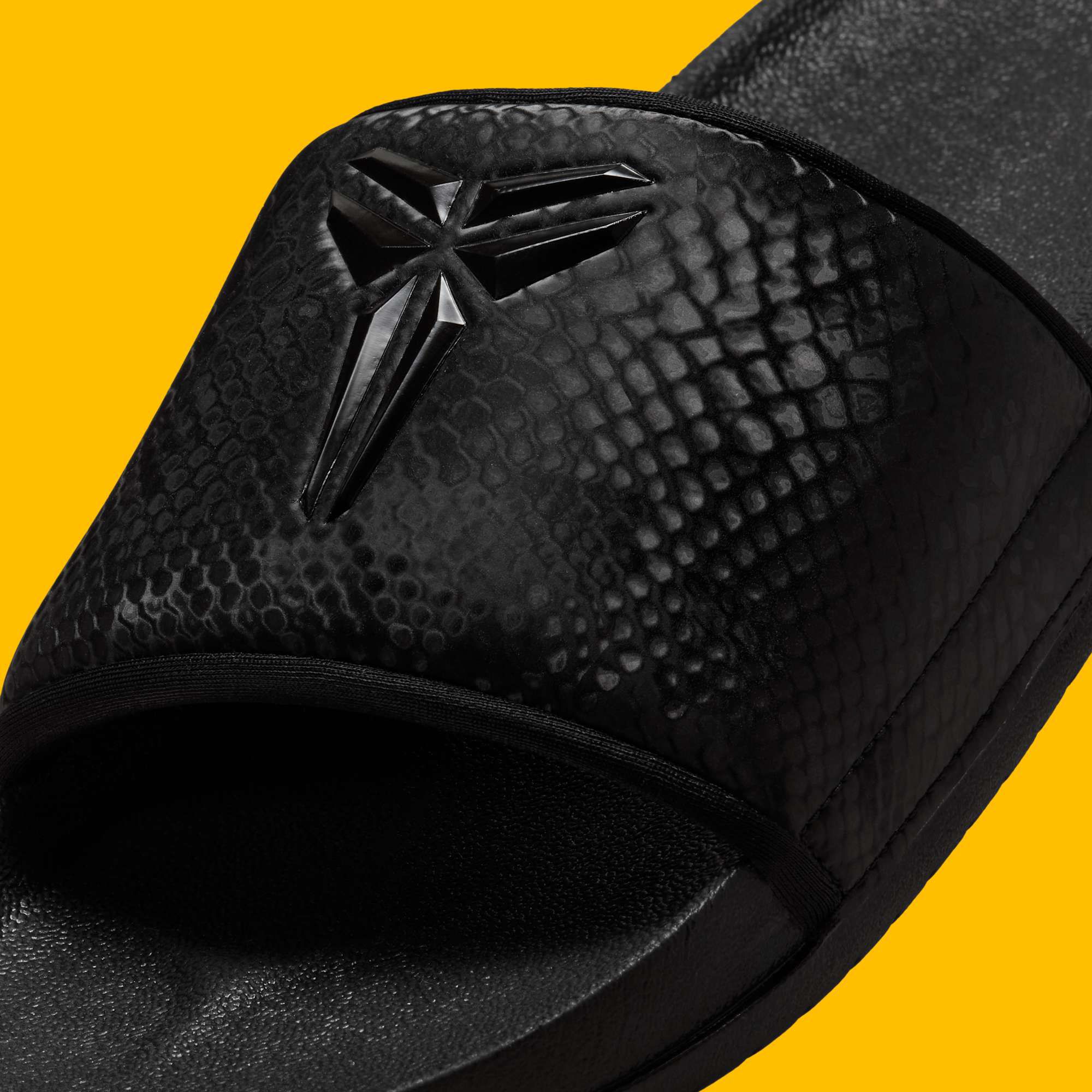 Kobe x Nike Offcourt Slide “Black” Releases Fall 2025