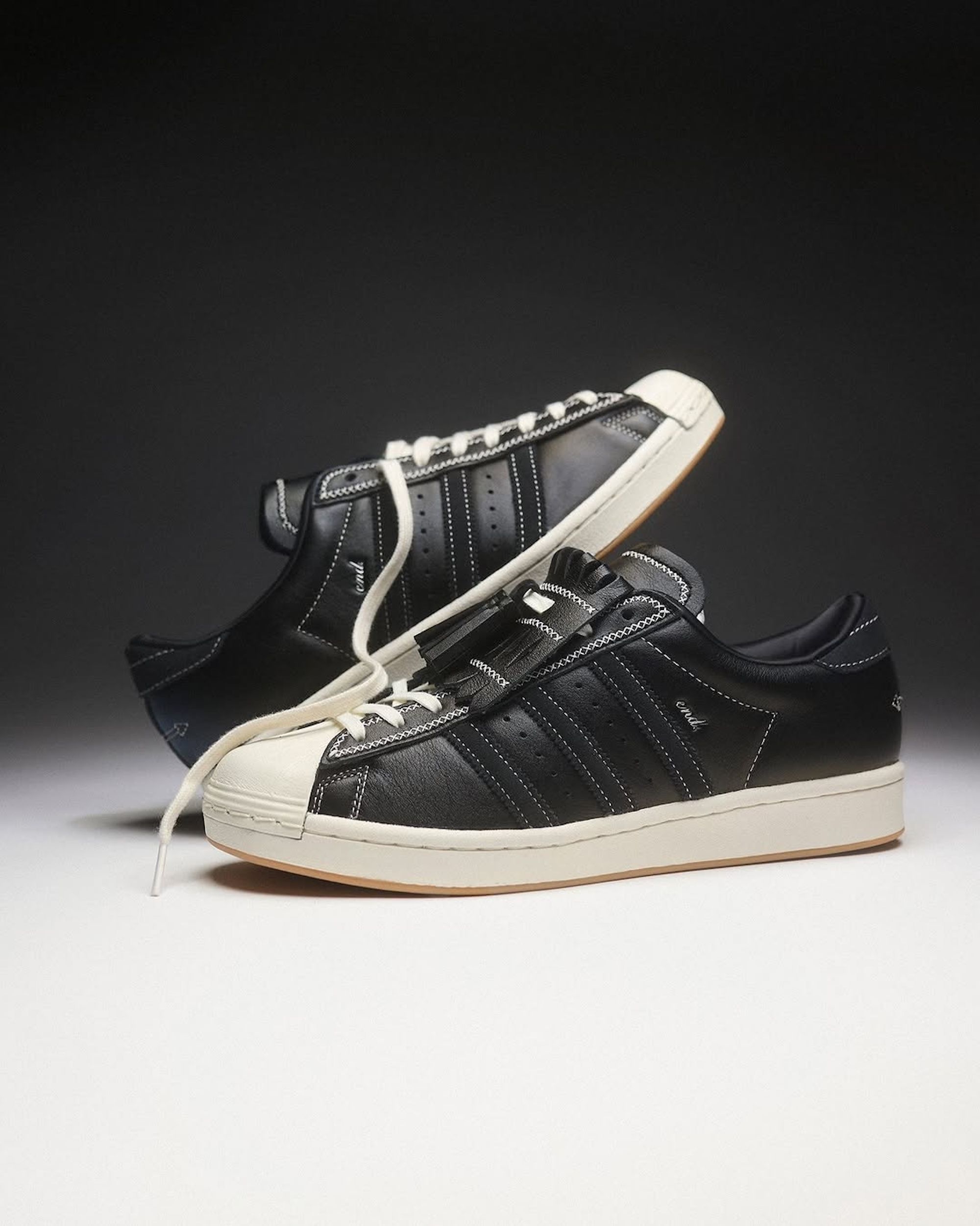 adidas x END. ☆ SUPERSTAR Vintage ‘Tying The Knot’ END. x Adidas 'Tying The Knot' Superstar Vintage Sneaker