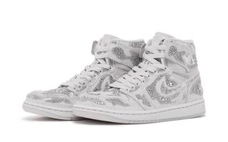 First Look: Swarovski® x Air Jordan 1 High OG “Vast Grey”