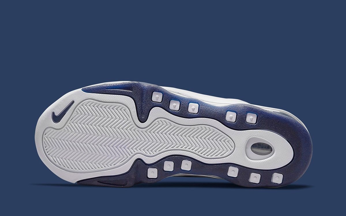 nike total max uptempo navy