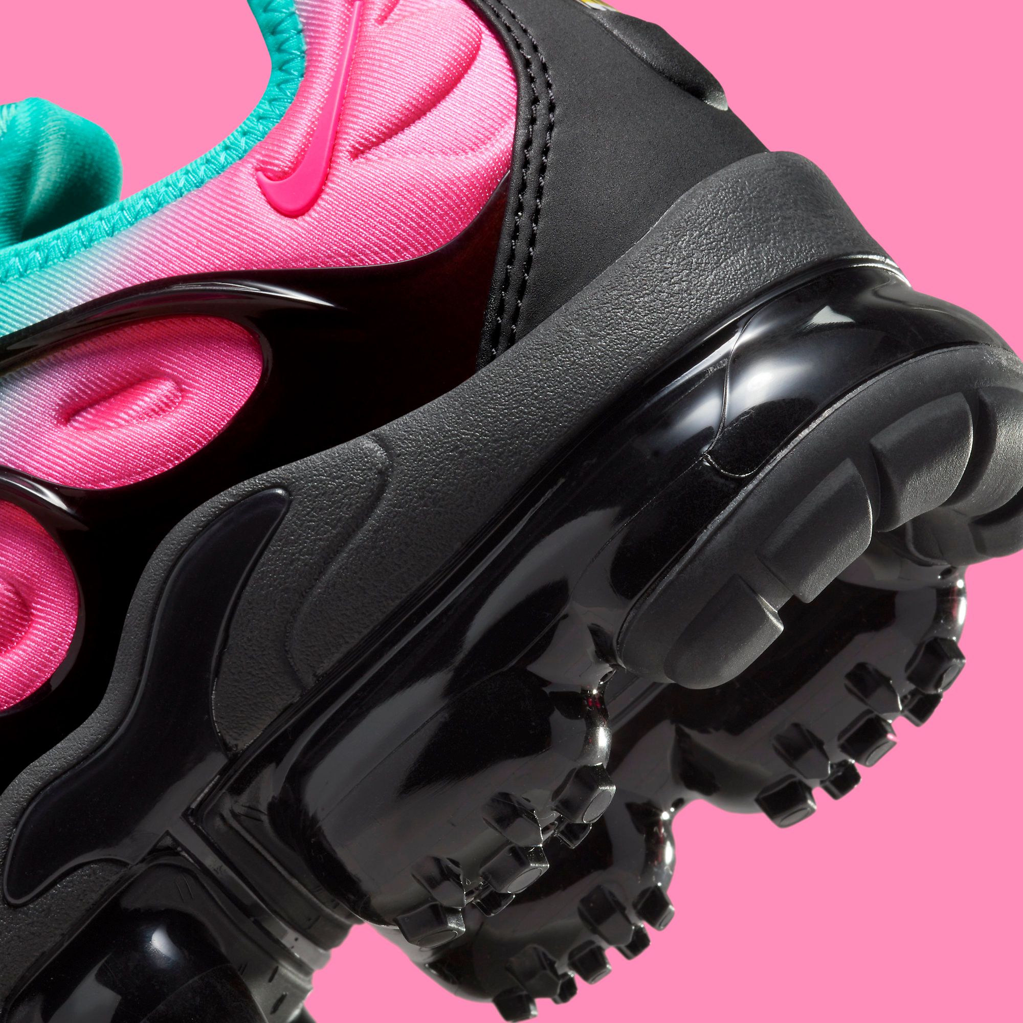 Nike Air VaporMax Plus Miami Nights Details - JustFreshKicks