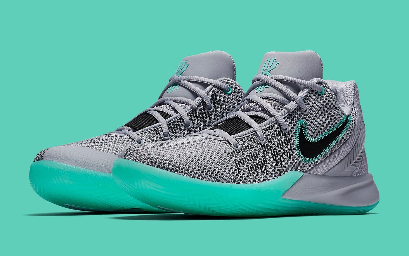 The Kyrie Flytrap II Gets Green Glow d House of Heat