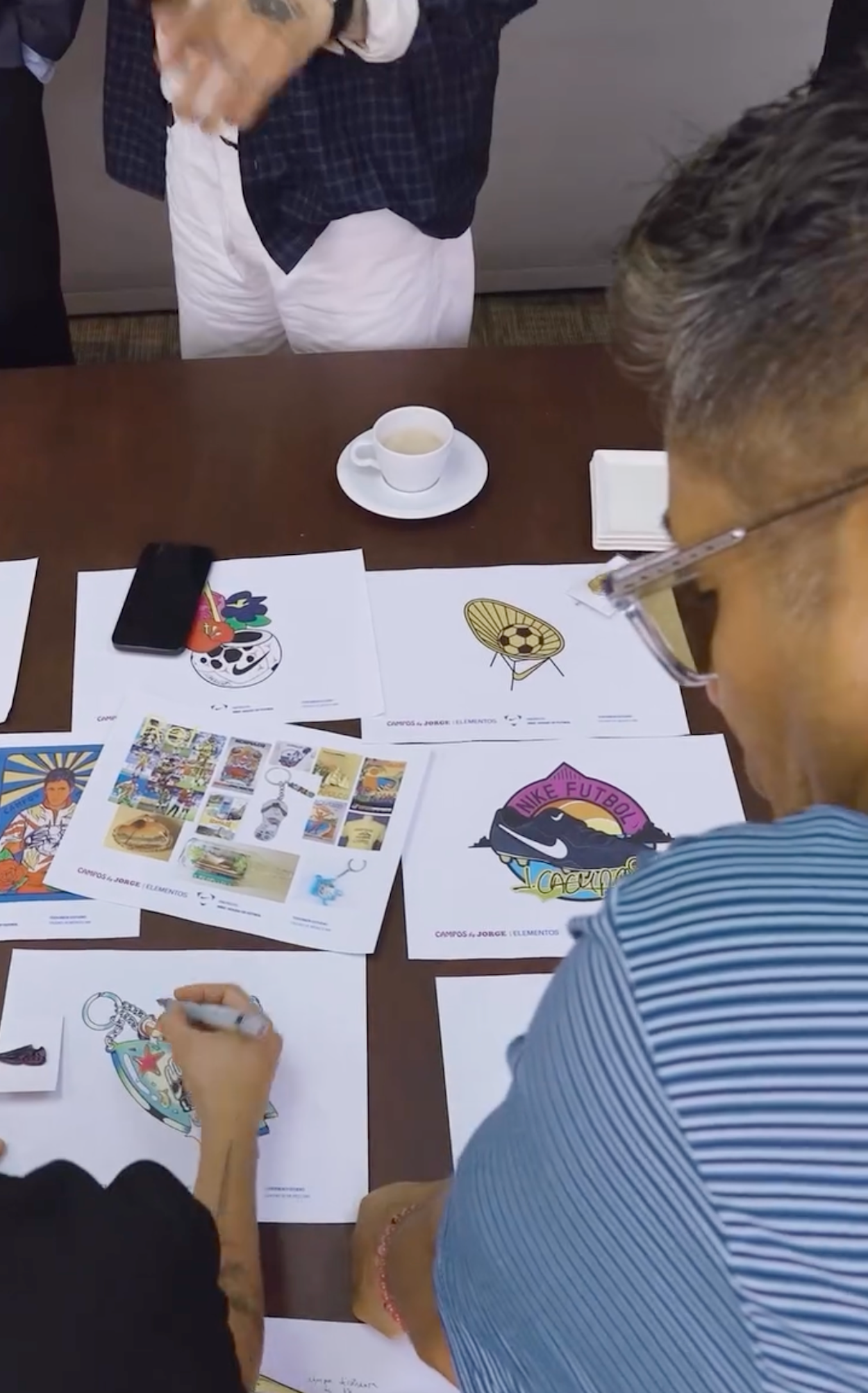 Jorge Campos reviewing Campos x Jorge Graphics with Nike. Screenshot via Jorge Campos.