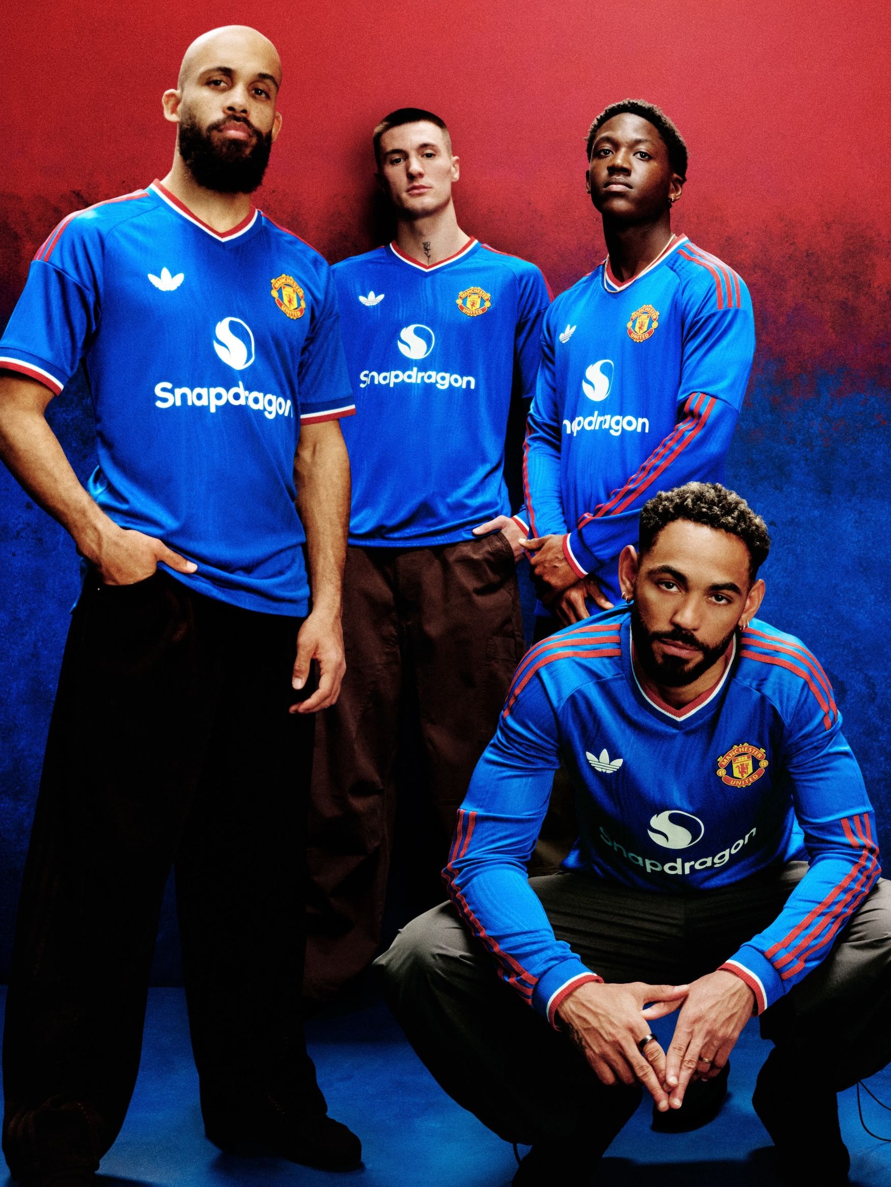 Bryan Mbeumo, Benjamin Šeško, Kobbie Mainoo & Matheus Cunha for Manchester United 26/27 Away kit by adidas. Photo via Manchester United.