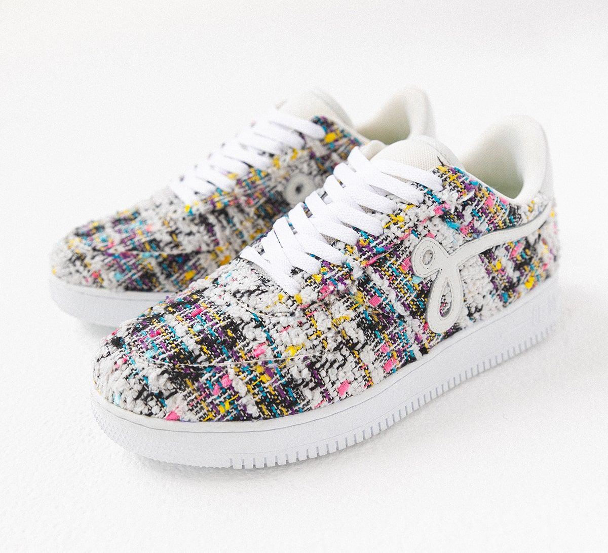 John Geiger GF-01 “Tweed Boucle” Releases Thanksgiving Night | House of  Heat°