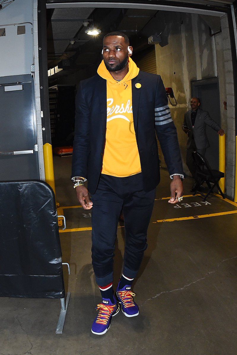 LeBron James // Nike LeBron 16 "Martin"