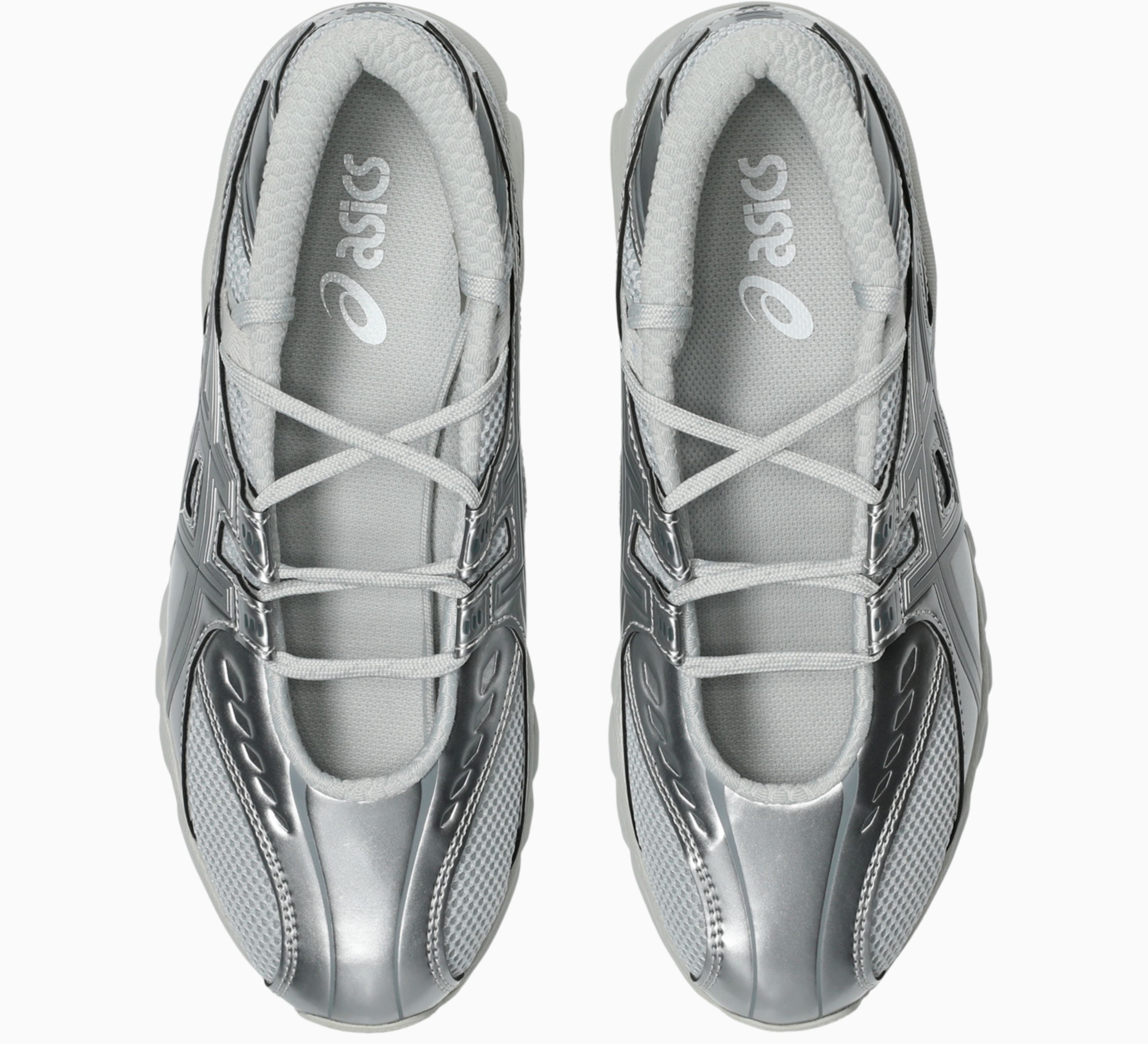 ASICS GEL-DS TRAINER® SP "Glacier Grey" (SKU: 1203B057-020). Photo via ASICS.