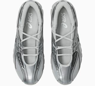 ASICS GEL-DS TRAINER® SP "Glacier Grey" (SKU: 1203B057-020). Photo via ASICS.