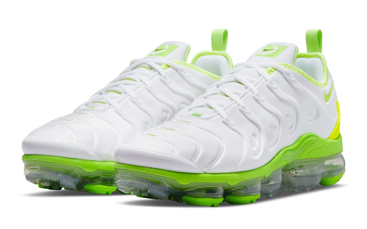 vapormax tennis ball