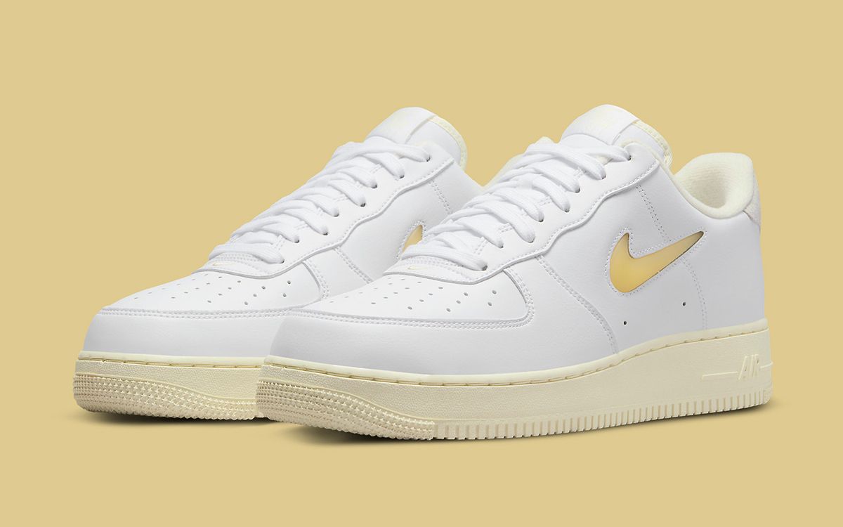 Nike air force one jelly swoosh best sale