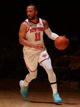Jalen Brunson wearing his new Nike Kobe 3 Low Protro. Photo via SLAM Kicks.