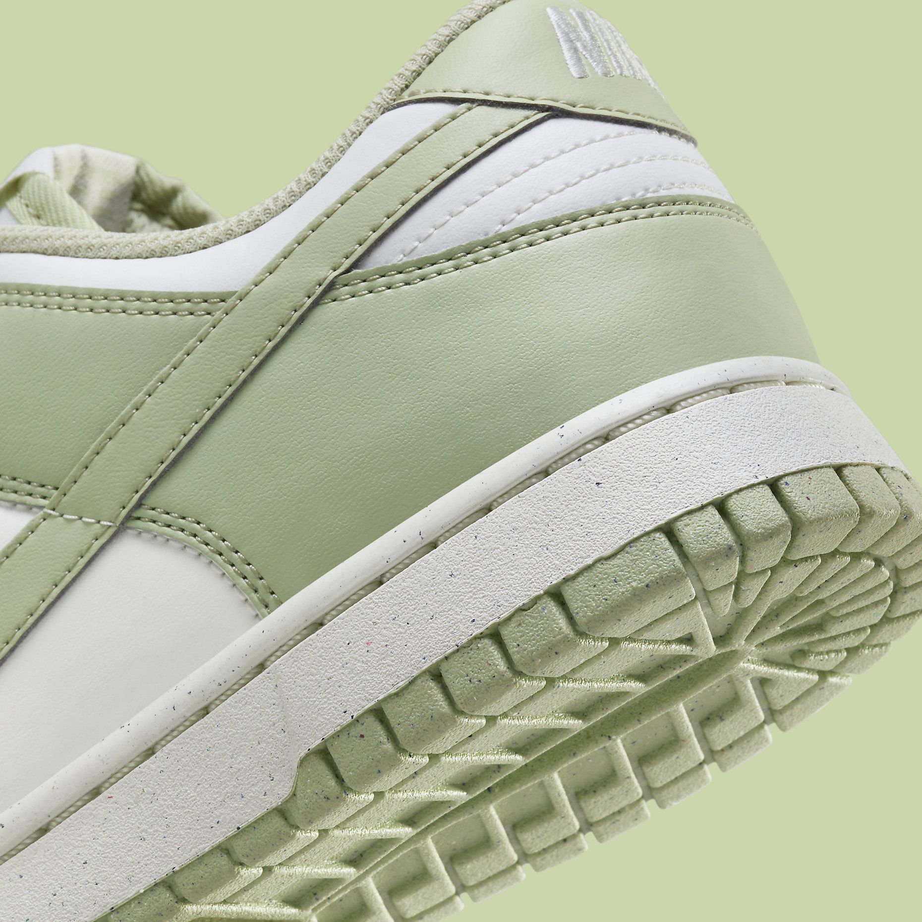 NIKE ☆ Dunk Low Next Nature Women’s 'Olive Aura' The Nike Dunk Low Next Nature 
