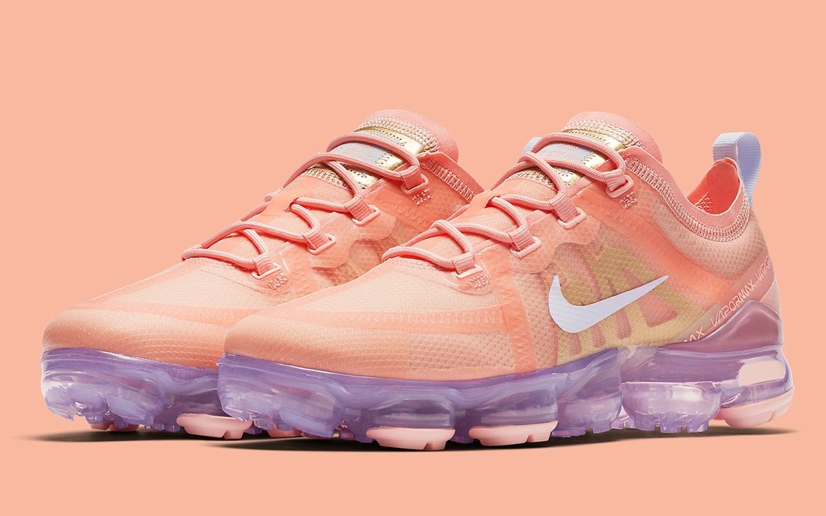 Coral pink vapormax online