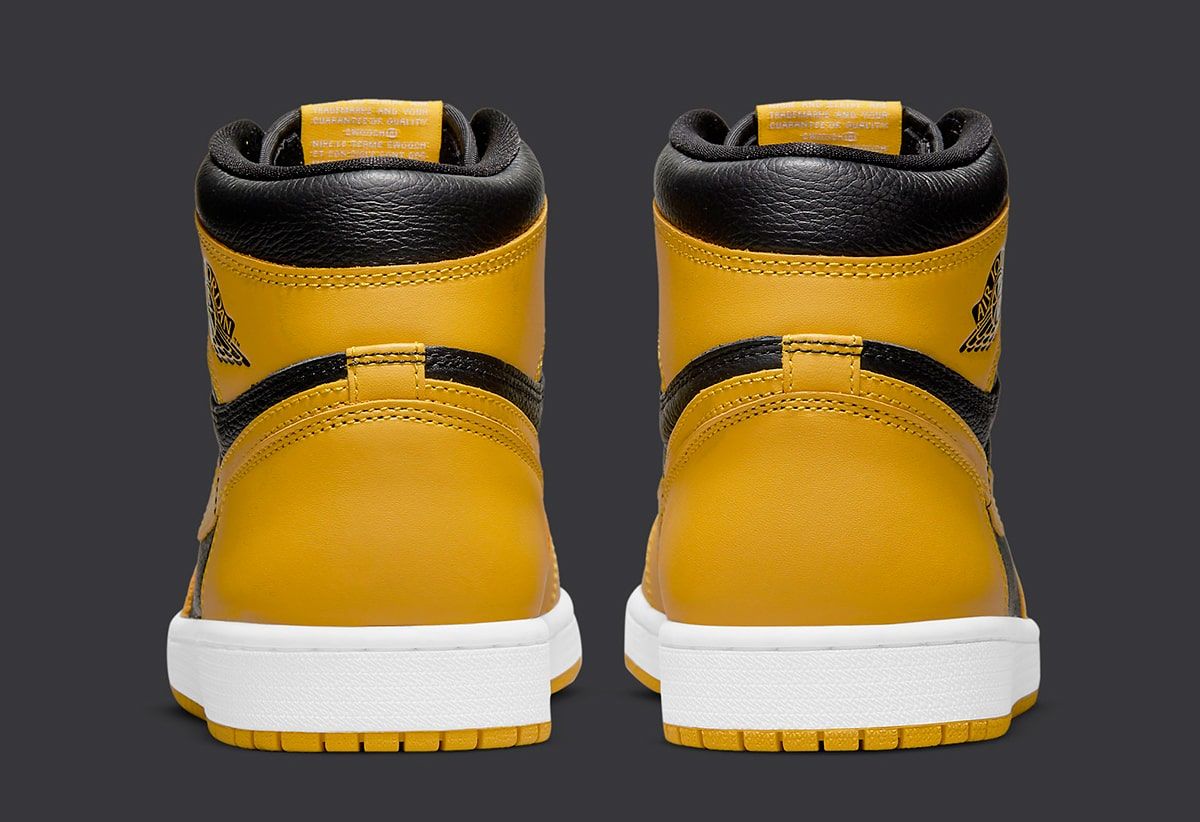 Jordan 1 black hot sale yellow 219