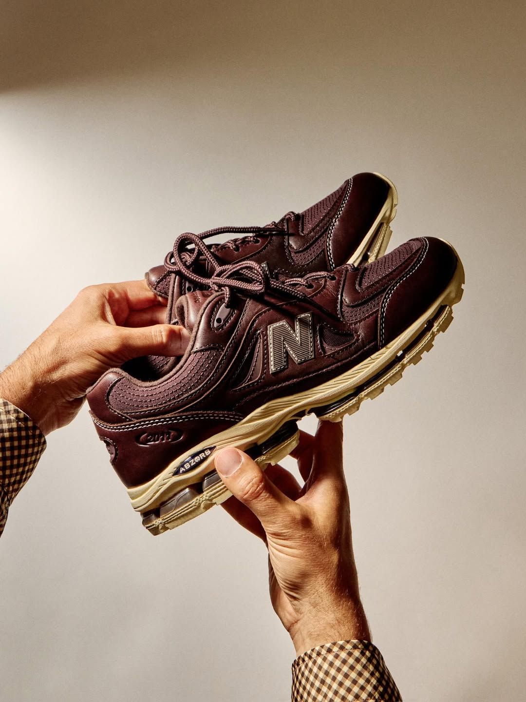 New Balance 2011 "Bark"