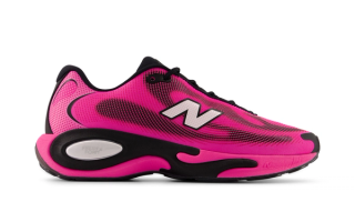 New Balance AC Runner in a "Pink Heat/Black" color scheme.