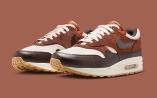 Nike Air Max 1 in a "Light Orewood Brown/Campfire Orange/Fauna Brown/Velvet Brown" color scheme.