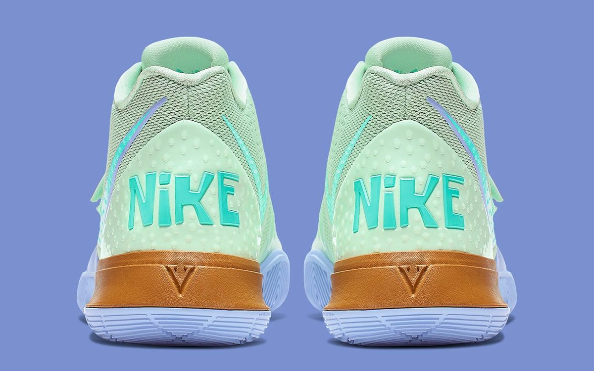 Kyrie v outlet squidward