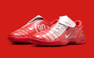 Nike Total 90 III "Light Crimson/White" special-edition shoe, featuring a split-gradient across the upper.