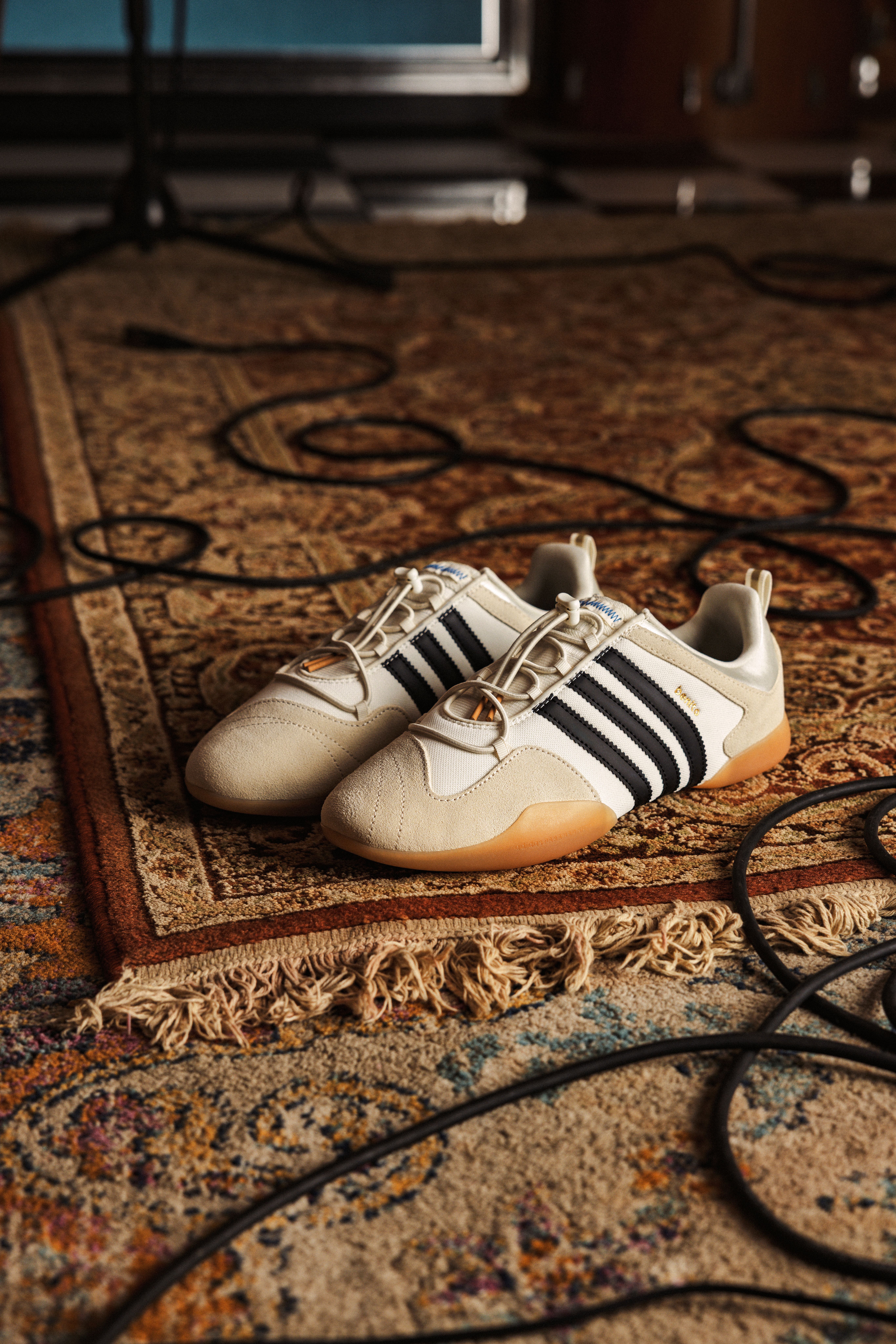 残りわずか！コラボ！Adidas X Bad Bunny Ballerina Sneakers Adidas x Bad Bunny Ballerina 