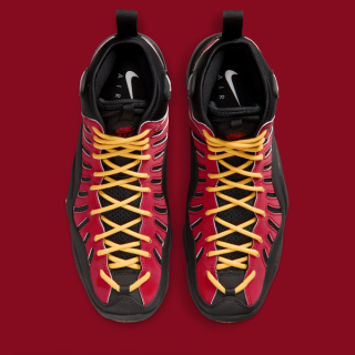 Nike Air Bakin OG "Varsity Red" (SKU: IQ5365-600). Photo via Nike.