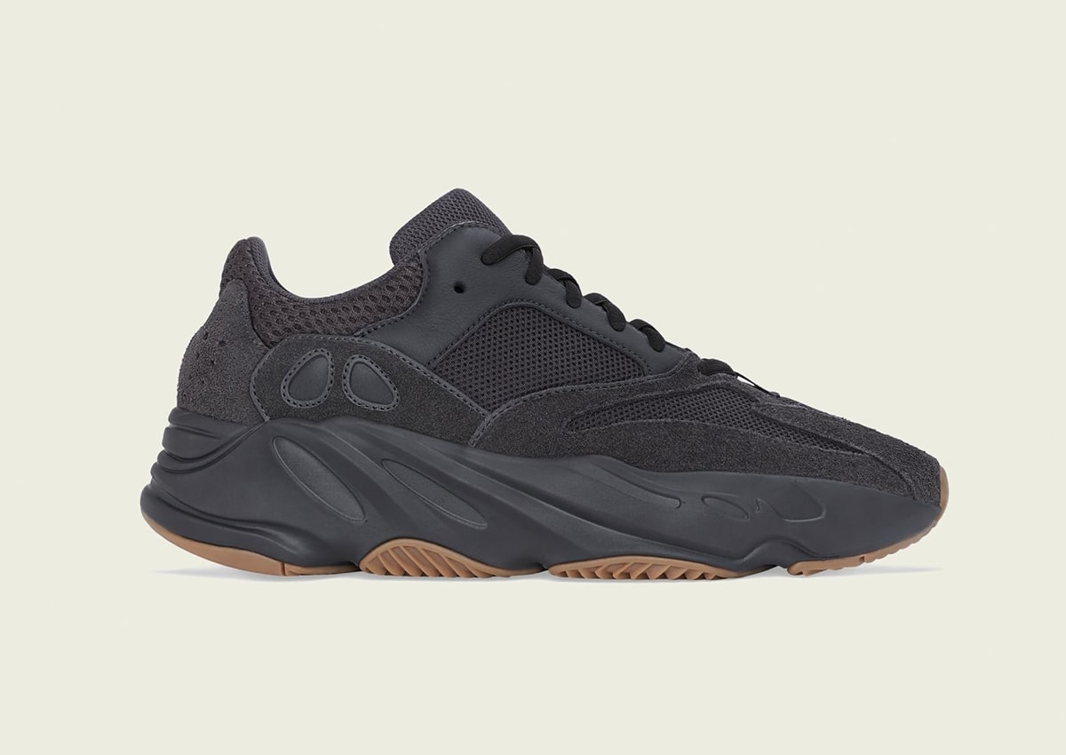 Black yeezy cheap restock 2019