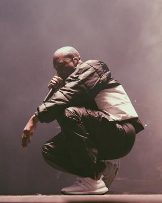 Kanye West BBMA 2015 adidas Ultra Boost