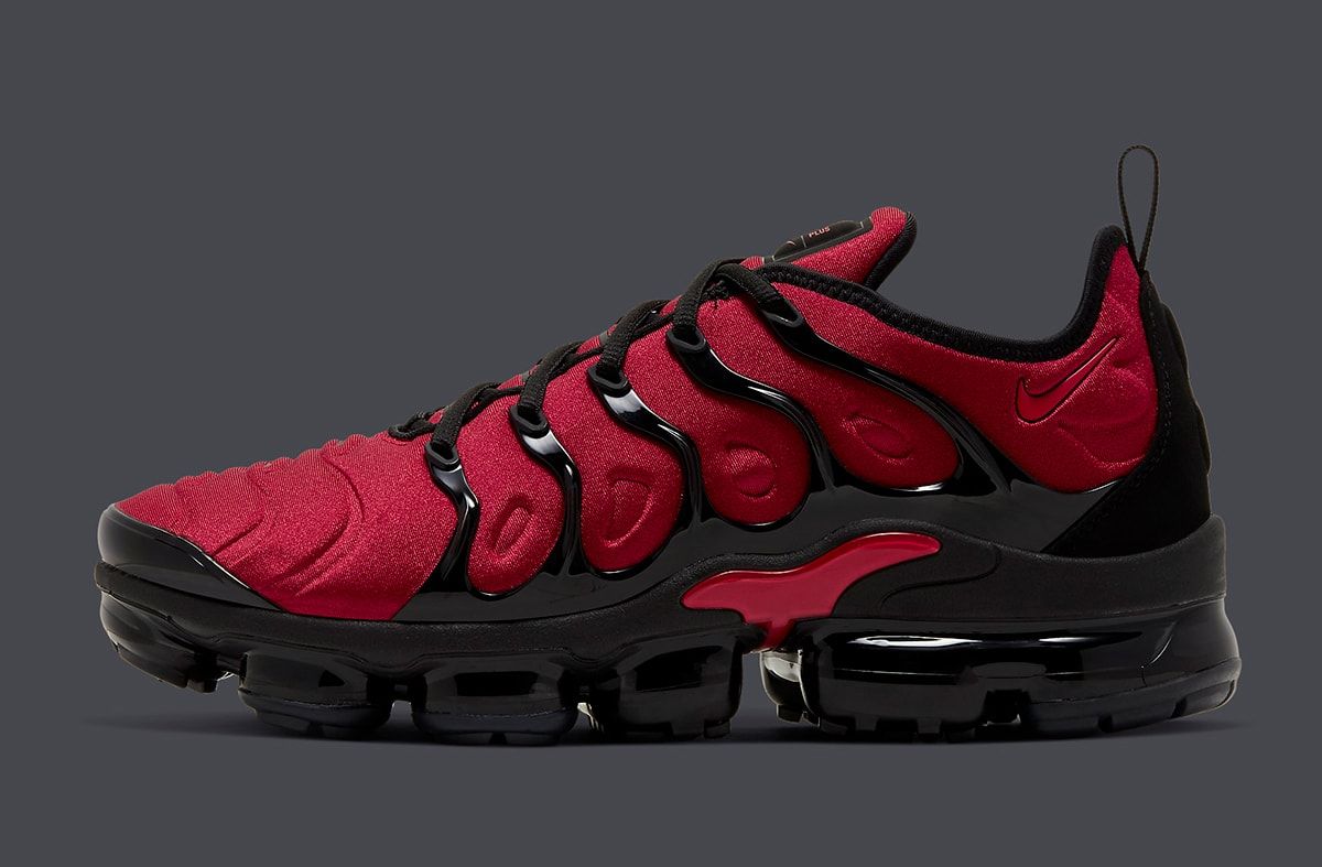 Available Now // Nike Air VaporMax Plus “University Red” | House