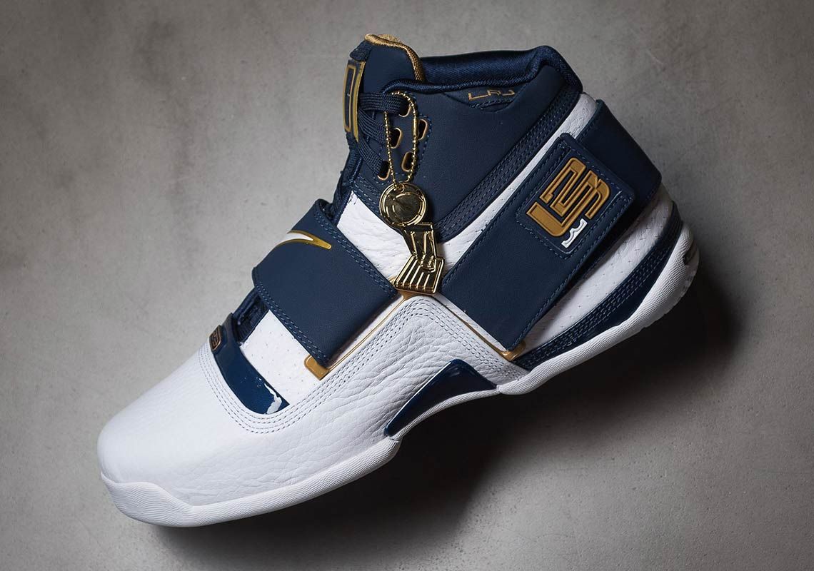 lebron 25 straight shoes