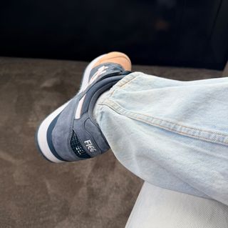 Ronnie Fieg wearing a new version of the ASICS GEL-LYTE III "Salmon Toe," previewed via his Instagram Broadcast Channel, likely in honor of Kith's 15th anniversary.
