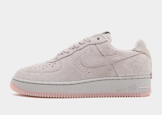 Nike Air Force 1 '01 "NYC Rat" (SKU: IV6999-001). Photo via JD Sports.