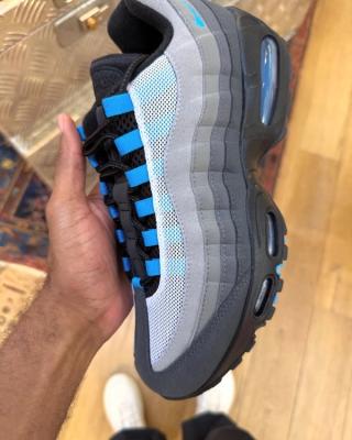 Nike Air Max 95 "Black Tongue" Pack (Blue). Photo via @sneakerologue on Instagram.