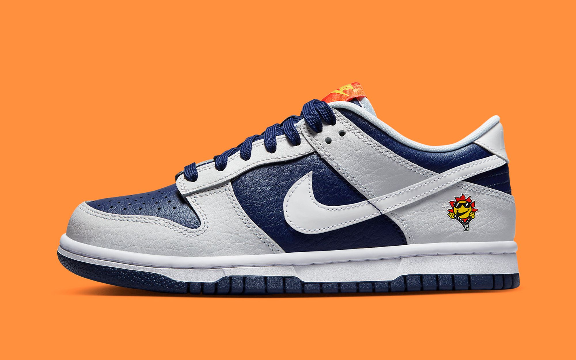 UV Light Changes the Color of this Nike Dunk Low House of Heat