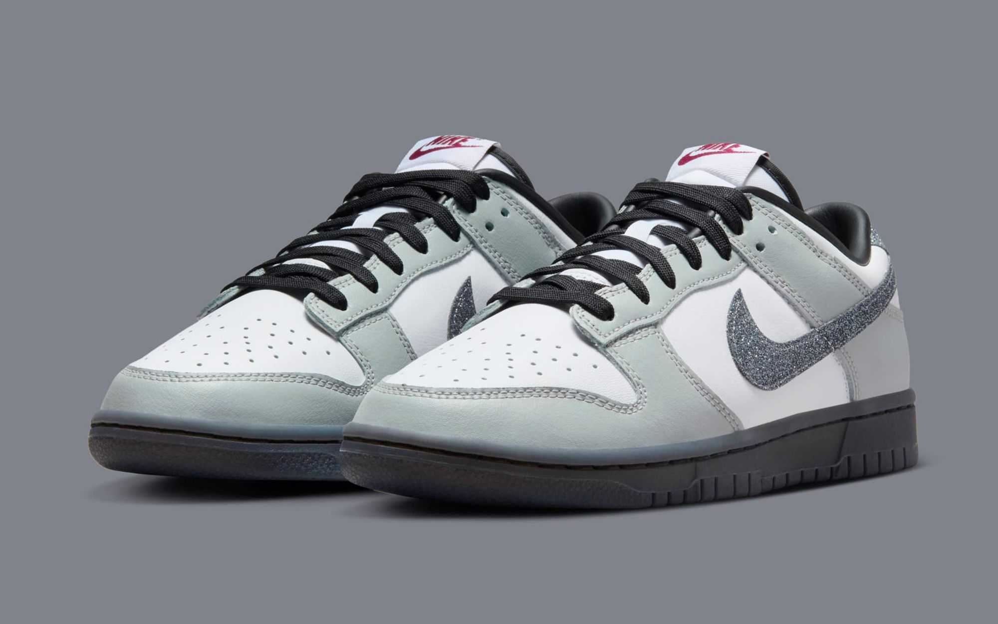 Silver sparkly Nike dunks good