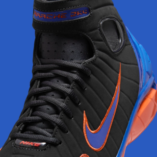 Penny Hardaway's Nike Air Zoom Huarache 2K4 "Knicks" P.E. (SKU: IV0345-001). Photo via Nike.