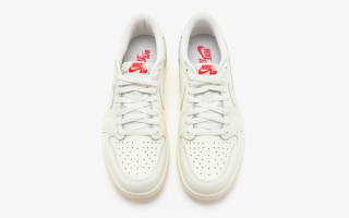 Air Jordan 1 Low OG “Sail” retro. Photo via Level Shoes.
