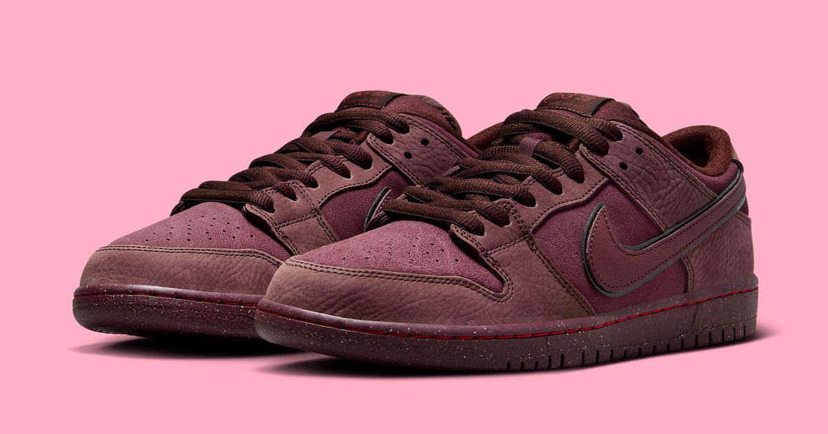 valentines day nike sb