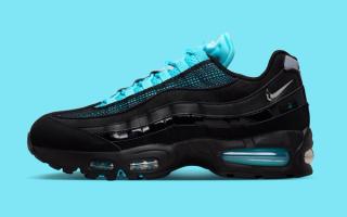 Nike Air Max 95 "Scorpion" big bubble pair in a black-and-gamma-blue color scheme.