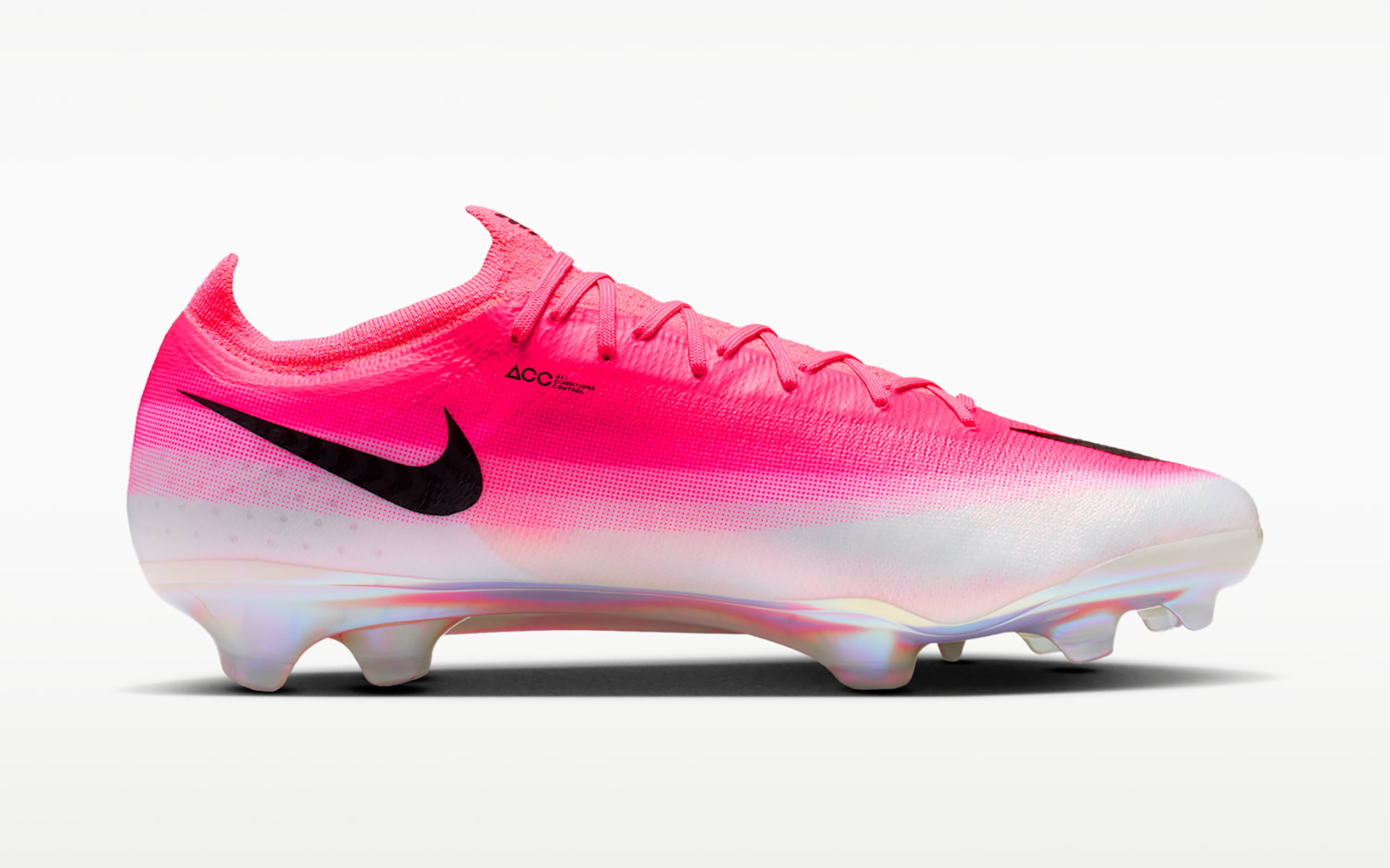 Nike Mercurial Vapor 17 Elite FG (SKU: IO1560-900). Photo via Nike.