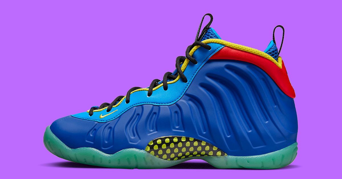 nike little posite one black and white