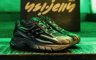 Pharrell's VIRGINIA Adistar Jellyfish in an all-black color scheme.