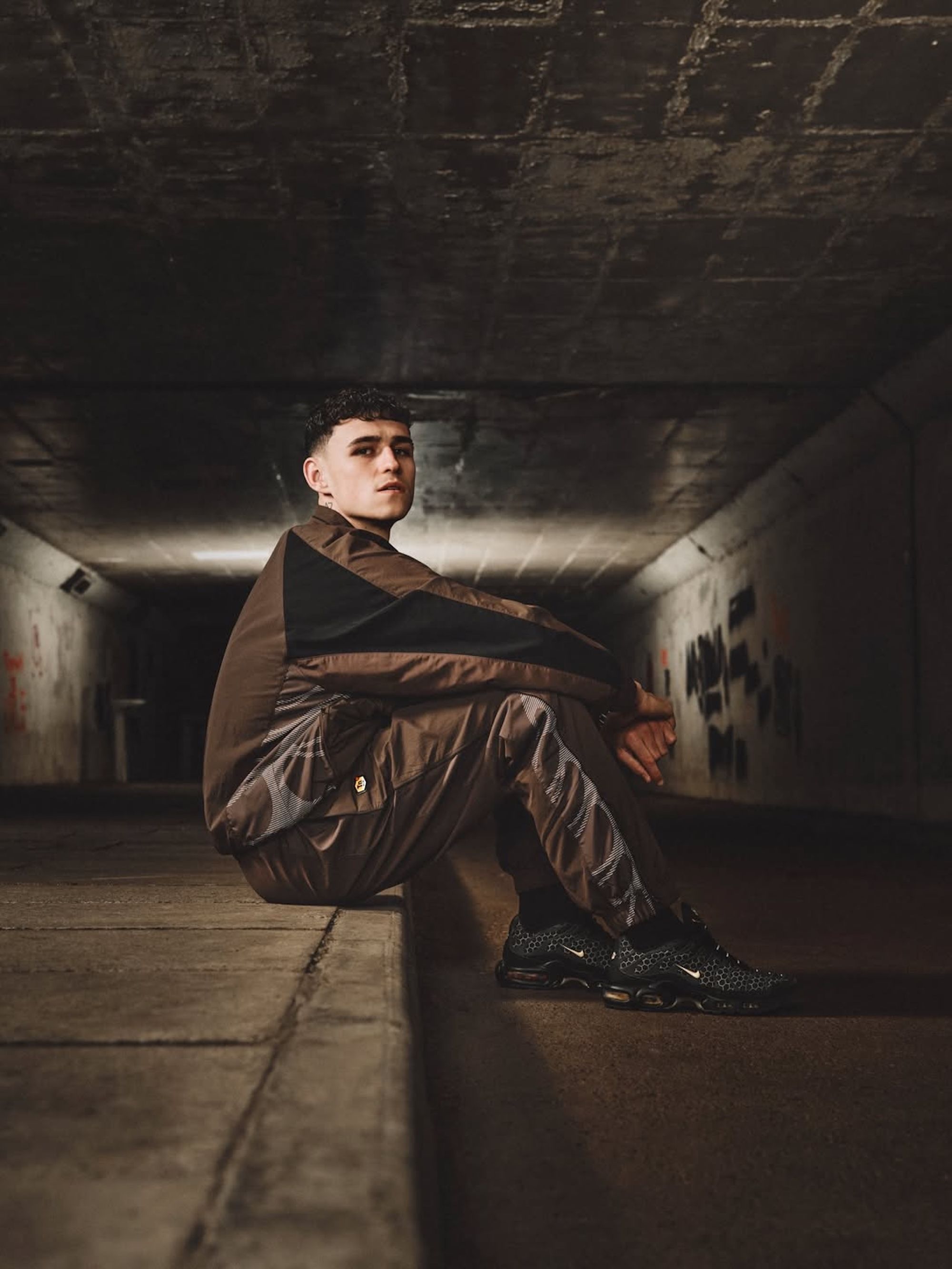Manchester City's Phil Foden wearing the Nike Air Max Plus "Manchester" (Foot Locker UK-exclusive).