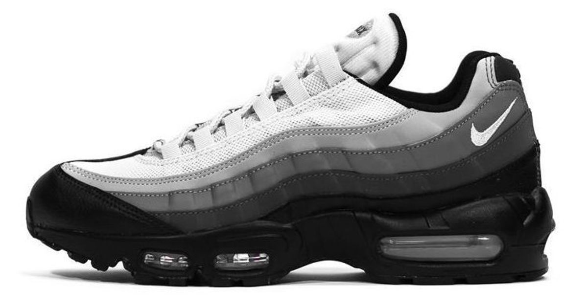 This Air Max 95 Essential is now available House of Heat°