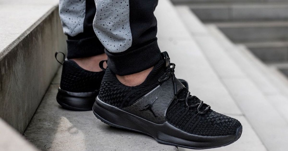 triple black jordan 2