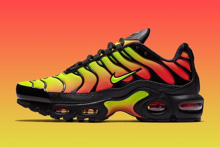 Women's 'air max plus black volt solar outlet red