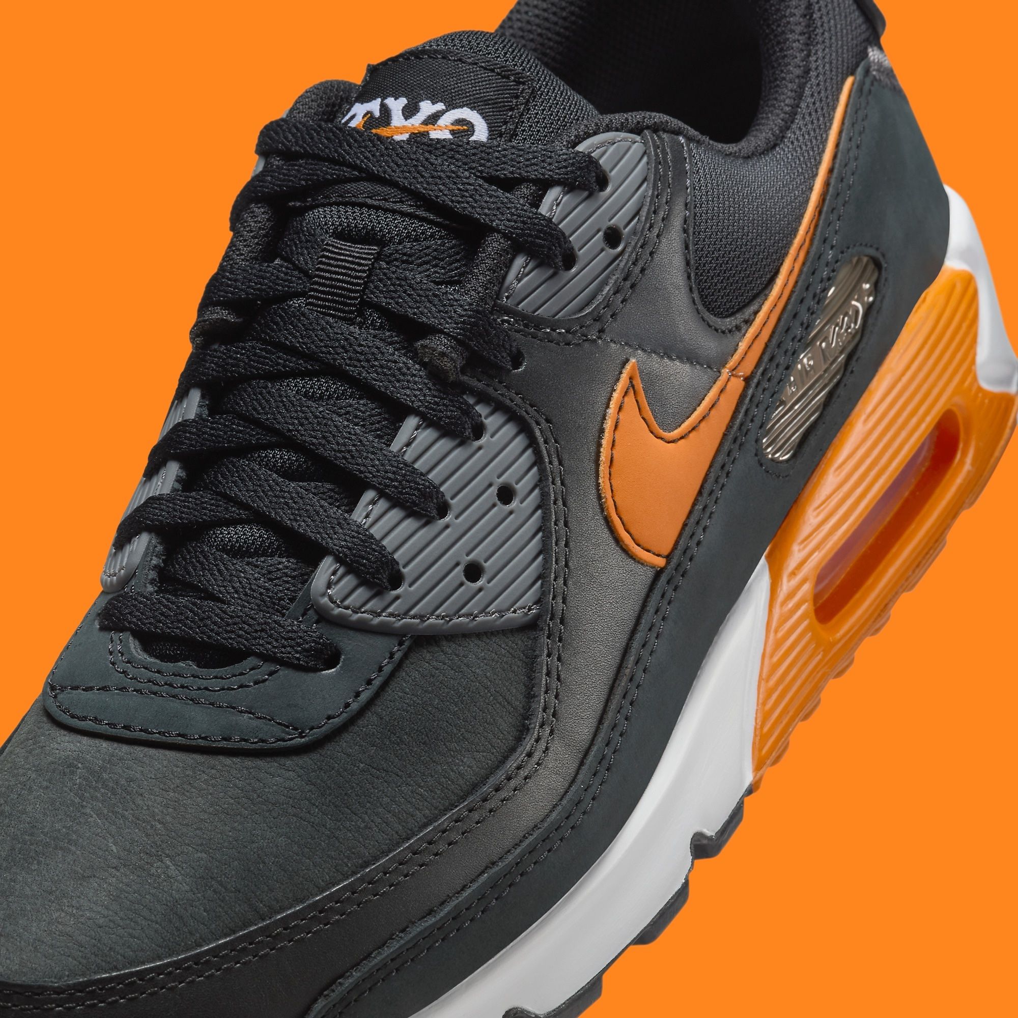 Japan's Yomiuri Giants Baseball Team Gets A Nike Air Max 90