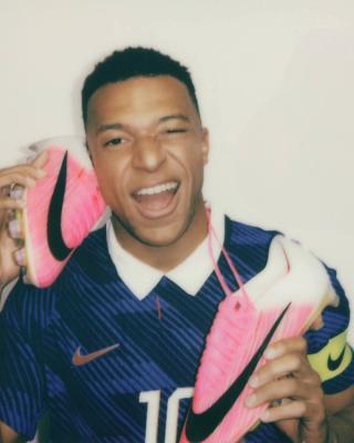 Kylian Mbappé for Nike Mercurial Superfly 11. Photo via Nike.