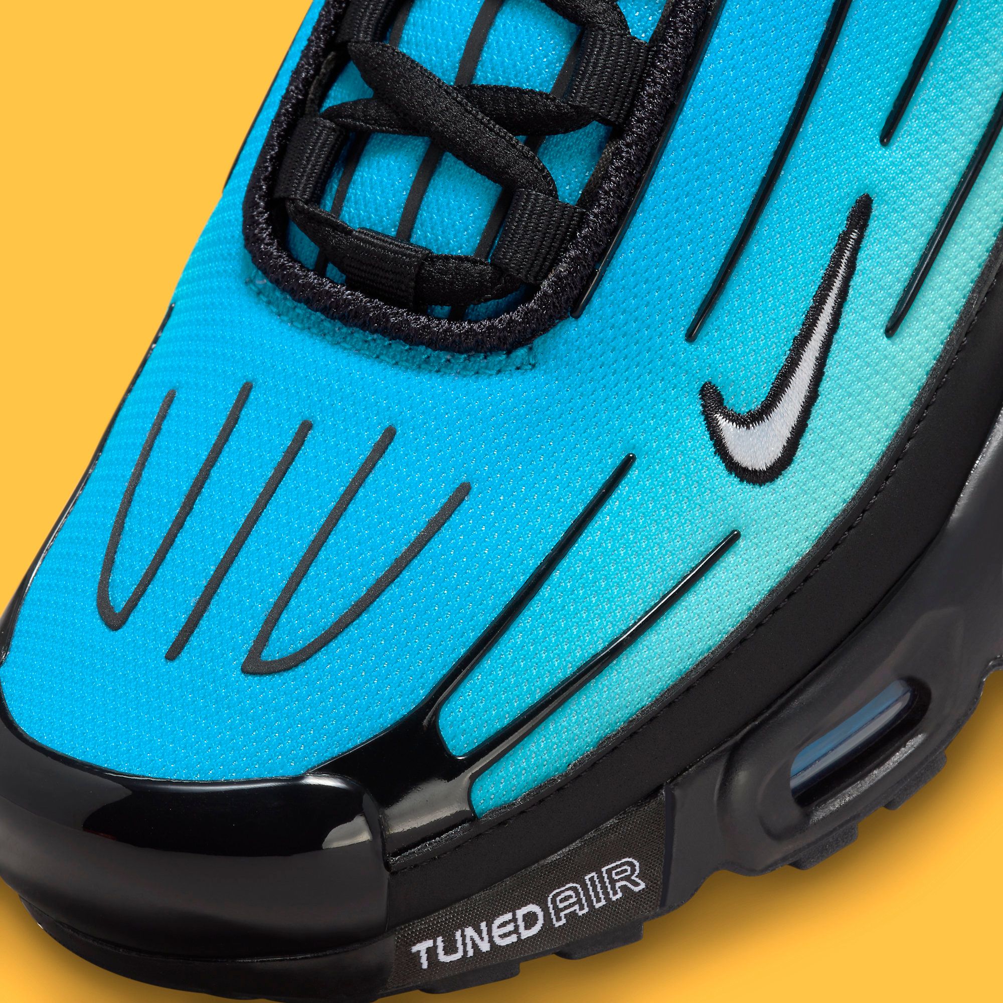 Black and Aqua Take Over the Air Max Plus 3 House of Heat