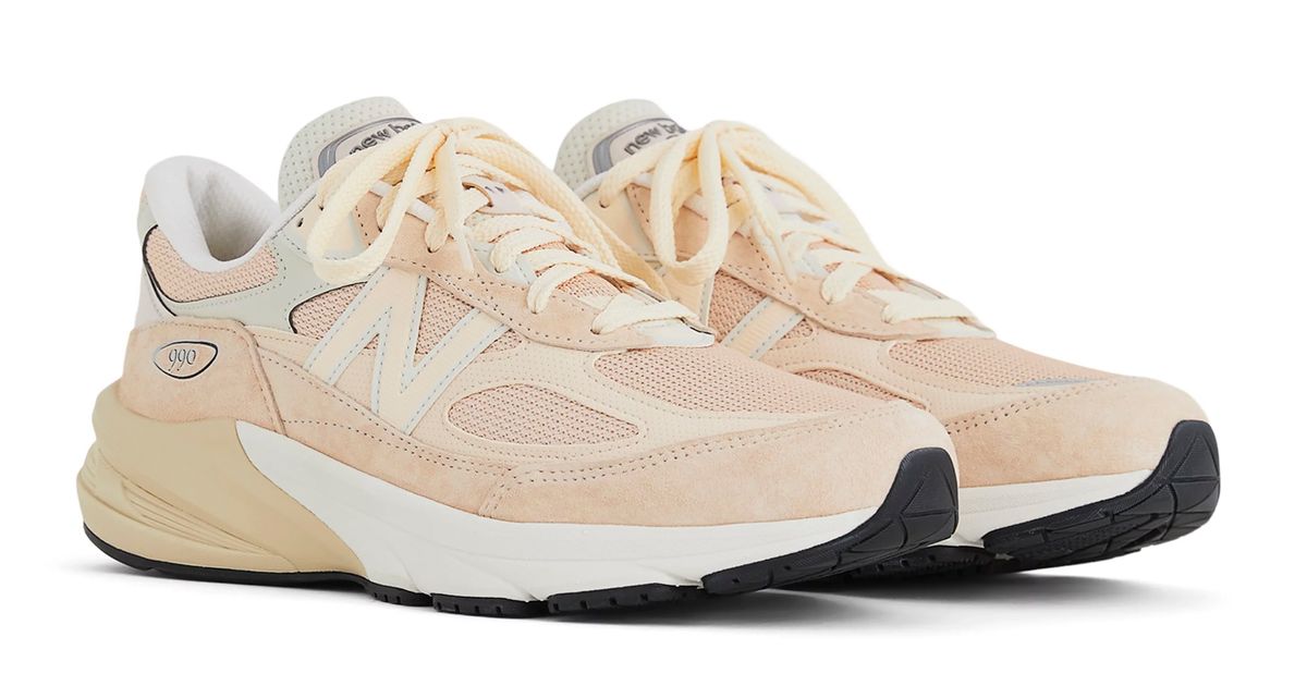 The New Balance 990v6 